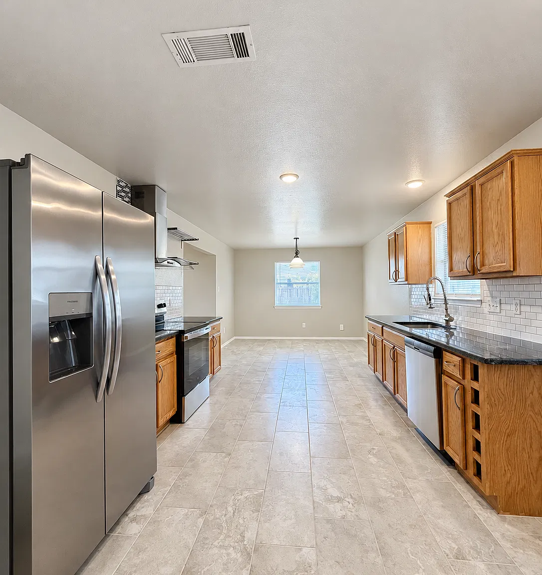 206 Timber Ridge Dr Nolanaville-o — Photo 4