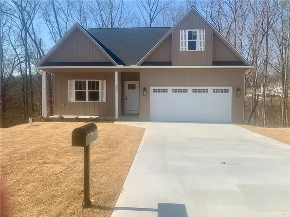 174 Grand Oak Cir, Pendleton, SC 29670