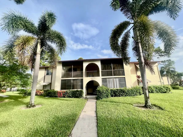 309 Knotty Pine Circle #A-2, Greenacres, FL 33463