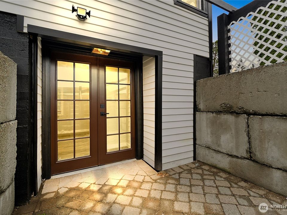 2nd image of 501 3rd Street