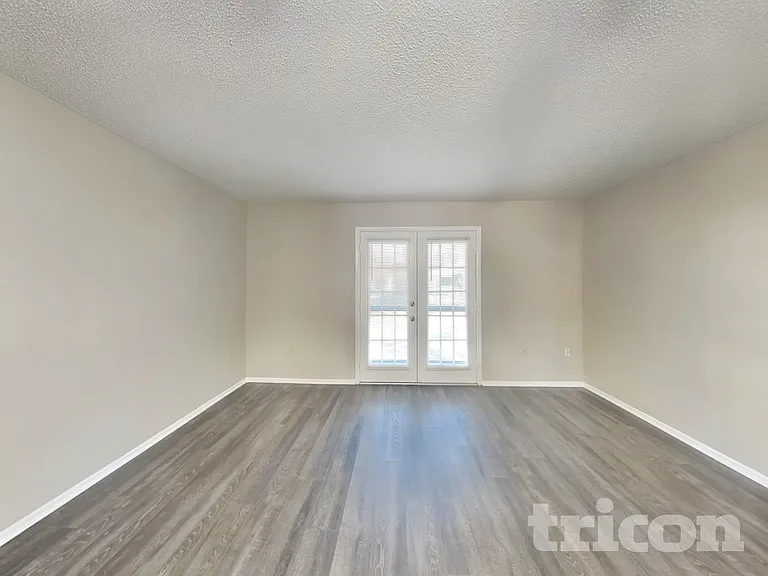 13410 Shadberry Ln — Photo 3