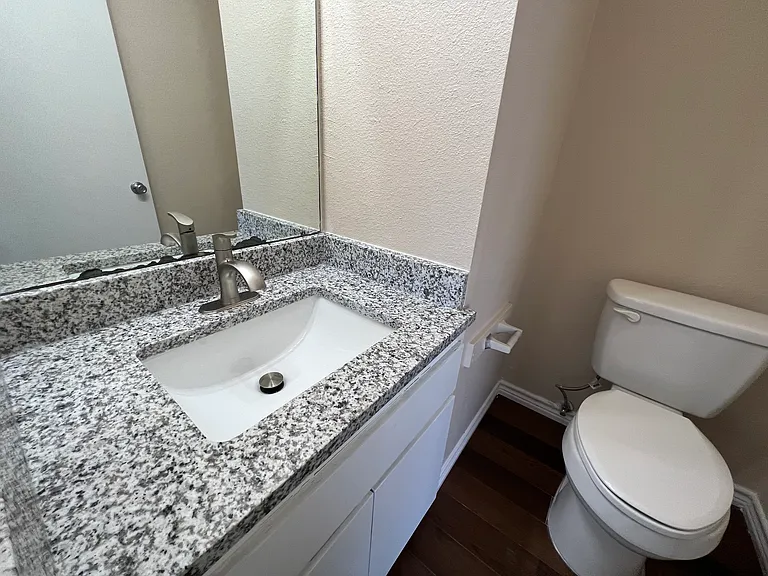 103 Hughson Ct — Photo 13