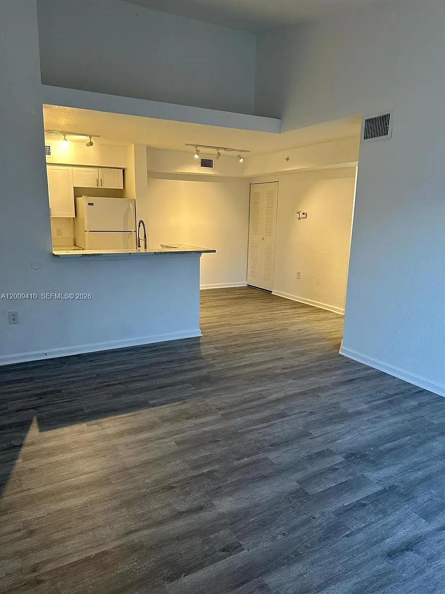 Building Photo - 15422 SW 284th St #7306