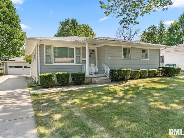 22 Babiak Ln, Springfield, IL 62702