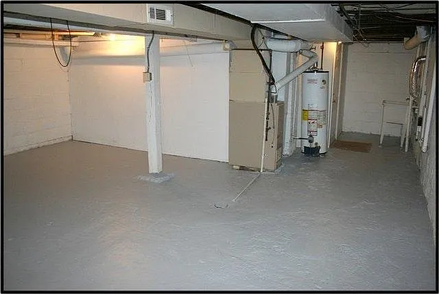 89 Marion Ave — Photo 12