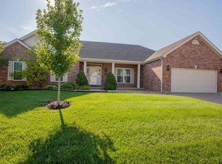 172 Bear Creek Dr, Wentzville, MO 63385