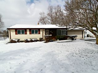 614 S McKinley Rd, Flushing, MI 48433