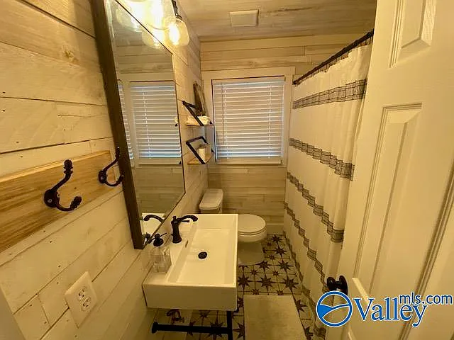 1236 Oshaughnessy Ave NE — Photo 23