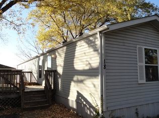 18 Cedar St, Minooka, IL 60447