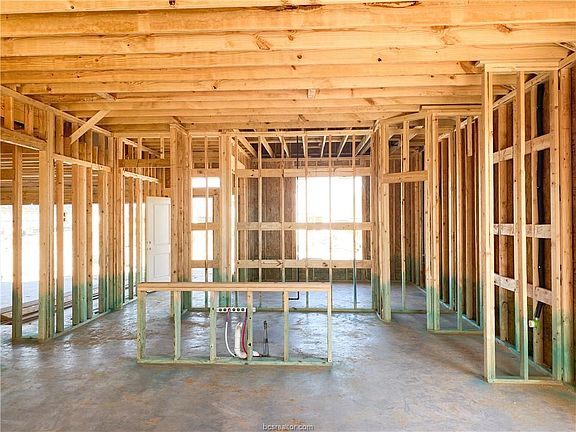 4th image of 3912 Brownway Ct