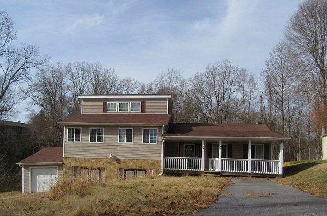1st image of 1225 Nassau Dr