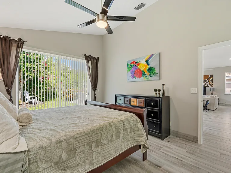 3198 SE Carrick Green Ct — Photo 8