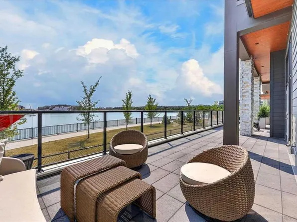 150 N Marina Cv SE #101, Calgary, AB T3M 3P4