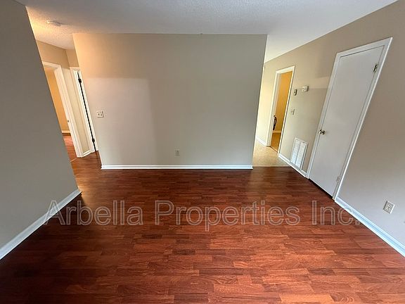 5th image of 103 S Beech St APT 9