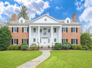 9 Harcourt Rd, Scarsdale, NY 10583