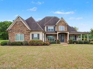 12871 Miller Farms Dr, Olive Branch, MS 38654