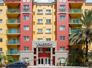 6001 SW 70th St APT 423, South Miami, FL 33143