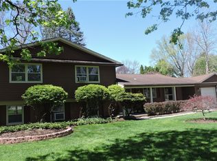 419 East St, Pittsford, NY 14534