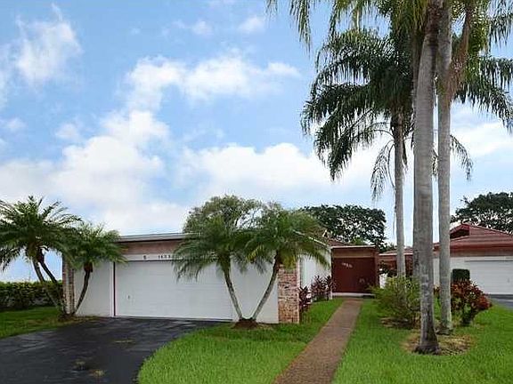 3rd image of 16531 Country Club Cres #5