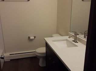 8941 Burlington Ave APT 1E, Brookfield, IL 60513