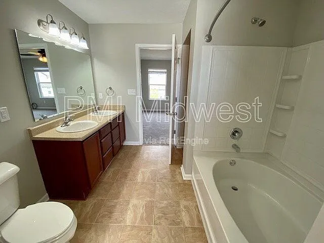 8014 Harshaw Dr — Photo 32