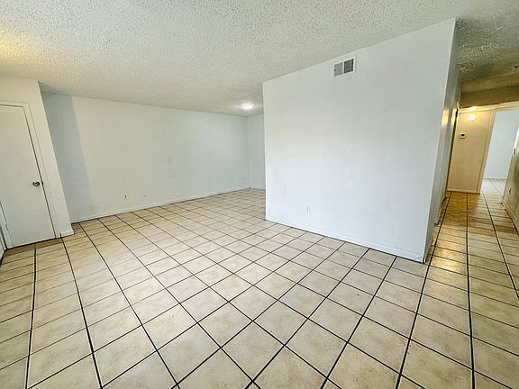 2nd image of 3620 Ala Dr APT 2