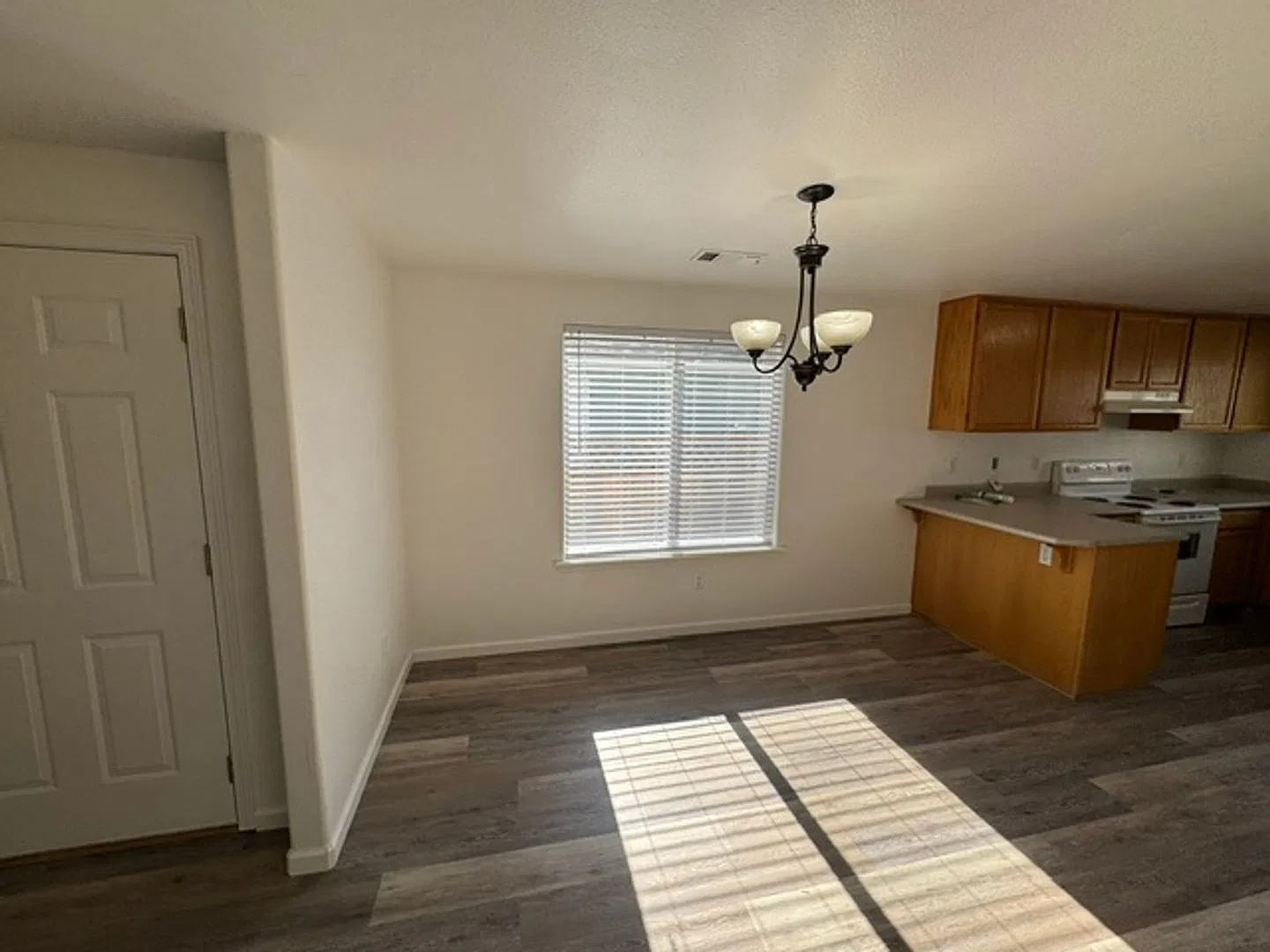 Freshly Updated Eagle Point Home with a Fenced Yard and Covered Patio — Photo 4