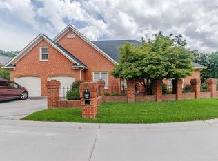 290 Berry Tree Ln, Columbia, SC 29223