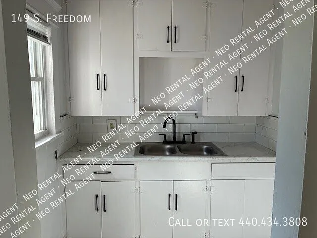 149 S Freedom Ave — Photo 8