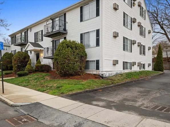 155 Hamilton St APT 3, Worcester, MA 01604