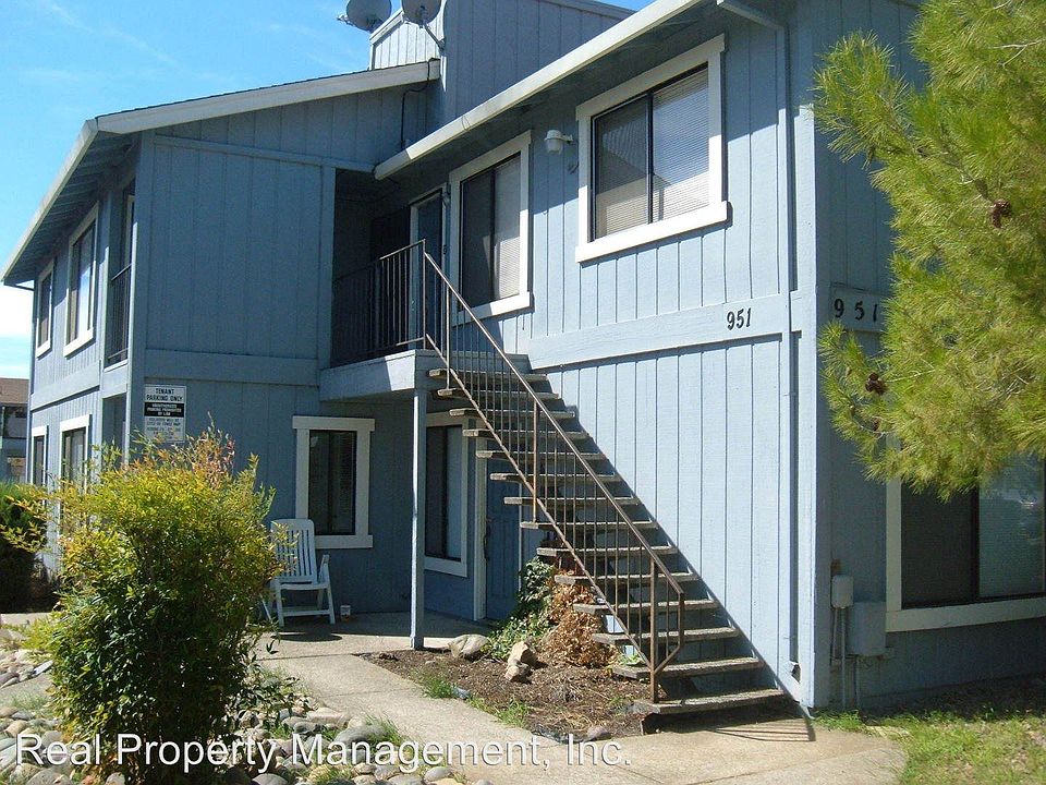 1st image of 951 Jamieson Ct APT 3