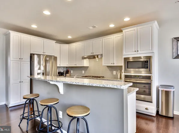 23487 Logans Ridge Ter, Ashburn, VA 20148