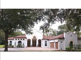 1213 Lake Charles Cir, Lutz, FL 33548