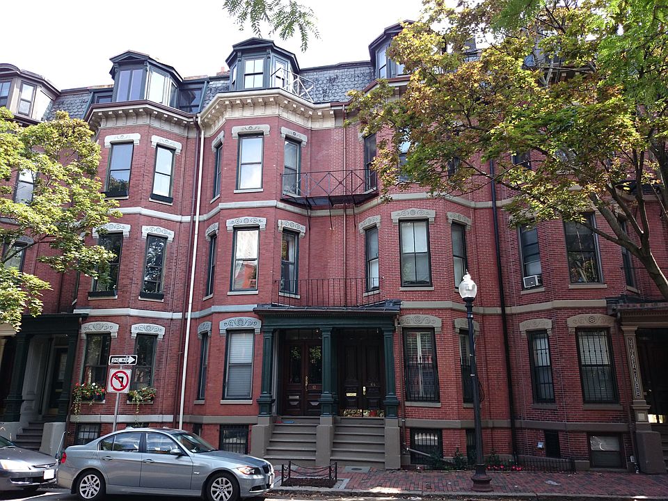2nd image of 64 Chandler St #1