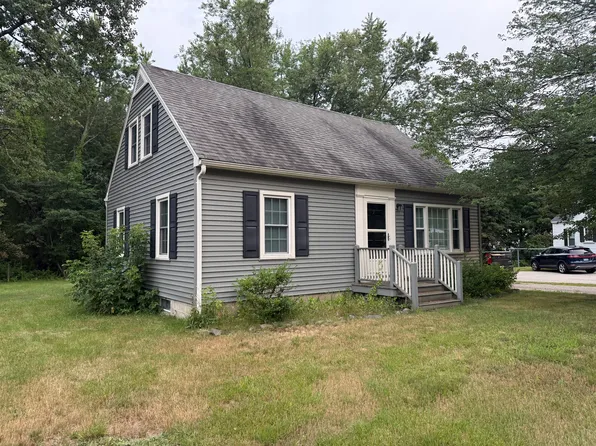 9 Laurier St, Somersworth, NH 03878