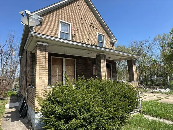 9385 Goethe St, Detroit, MI 48214