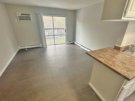 3rd image of 714 Clifton Colony Dr #611-16