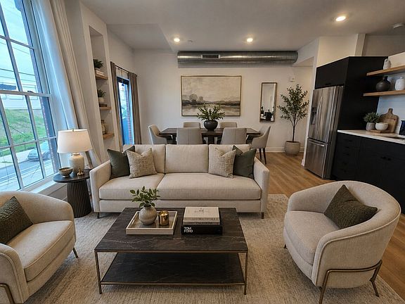 3rd image of 2966 Richmond St #203