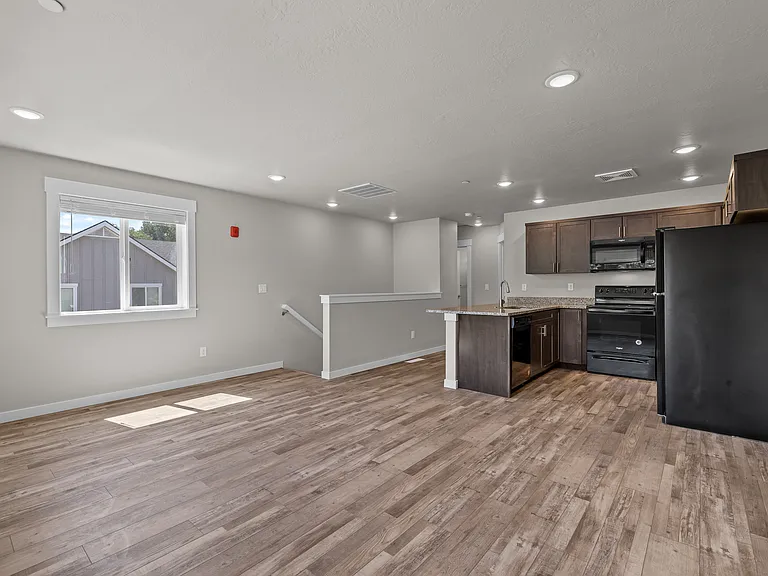 435 2nd Ave N #3 — Photo 15