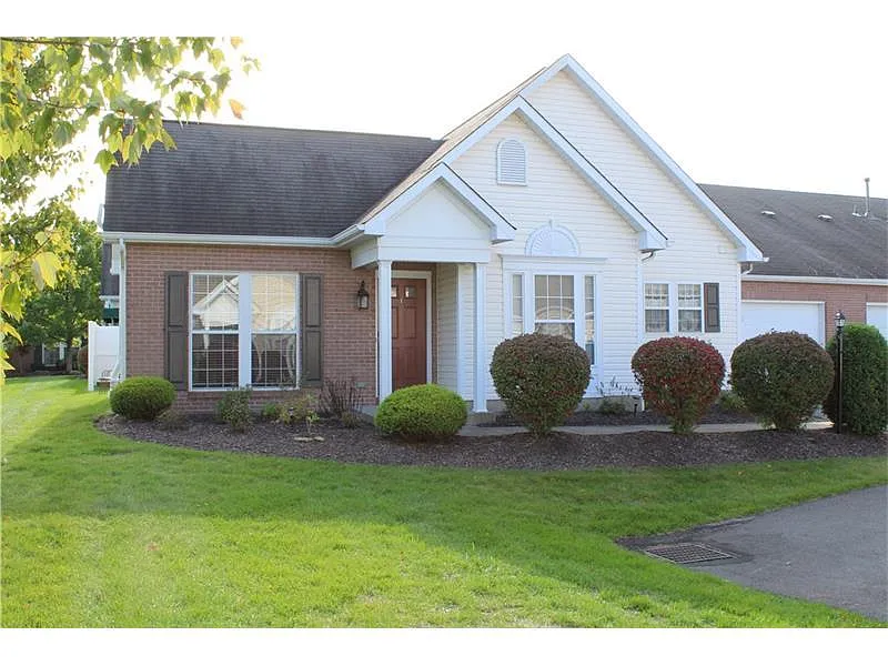 3406 Warwick Ct photo 1