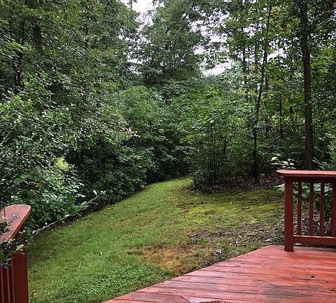 5th image of 23325 Laurel Hill Dr