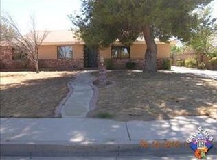 5242 W Avenue M, Lancaster, CA 93536