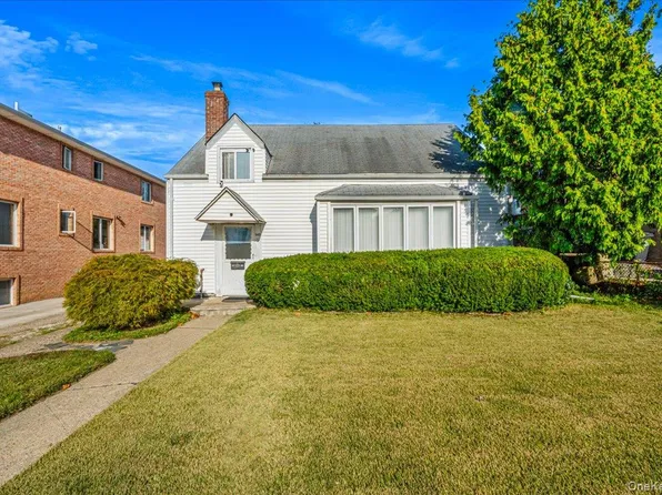 64-65 Cloverdale Boulevard, Oakland Gardens, NY 11364