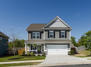 325 Crandon Rd, Mount Holly, NC 28120
