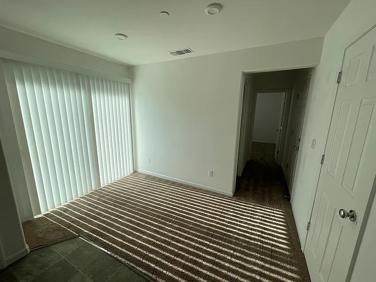 385 Ostrander Ave — Photo 23