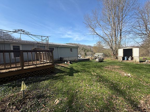 3rd image of 664 Currin Valley Rd