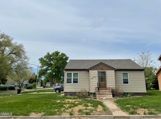 401 10th Ave W, Williston, ND 58801