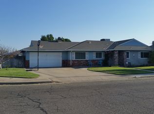 400 Gabriel Dr, Atwater, CA 95301