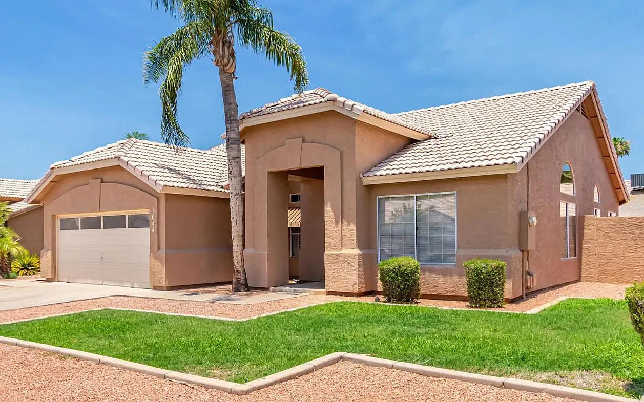 3 bed, 1660 sqft, $2,850 — Photo 1