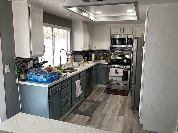 3rd image of 7711 Parnell Ave